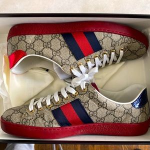 Gucci shoes